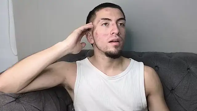 Snapshot of King_Dante_ chatting on October 3, 7:44 pm King Dante online show from October 3, 7:44 pm
