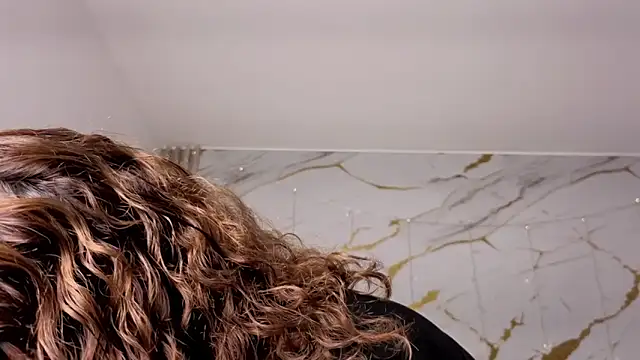 Snapshot of agatha_97_ chatting on February 27, 2:33 am agatha 97 online show from February 27, 2:33 am