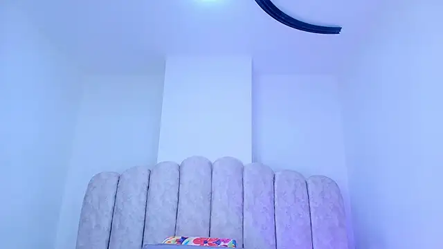 Snapshot of mia_stanfort chatting on December 15, 7:29 pm mia stanfort online show from December 15, 7:29 pm