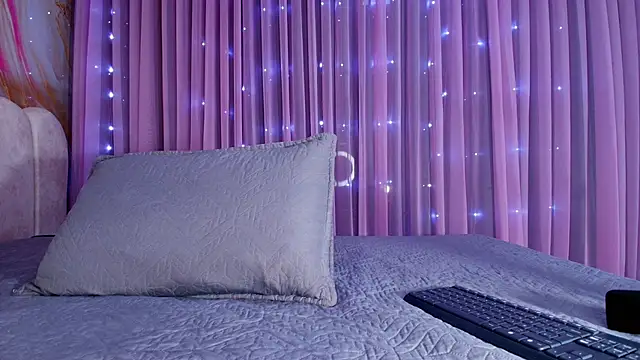 Snapshot of mia_stanfort chatting on February 21, 7:15 pm mia stanfort online show from February 21, 7:15 pm