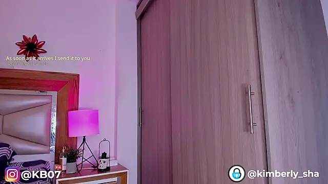 Snapshot of kimberly_latin chatting on February 6, 7:06 pm kimberly latin online show from February 6, 7:06 pm