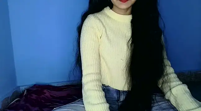 SUZY FROMUS online show from January 11, 4:57 pm