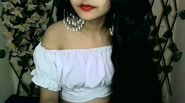 SUZY FROMUS online show from February 2, 9:56 pm