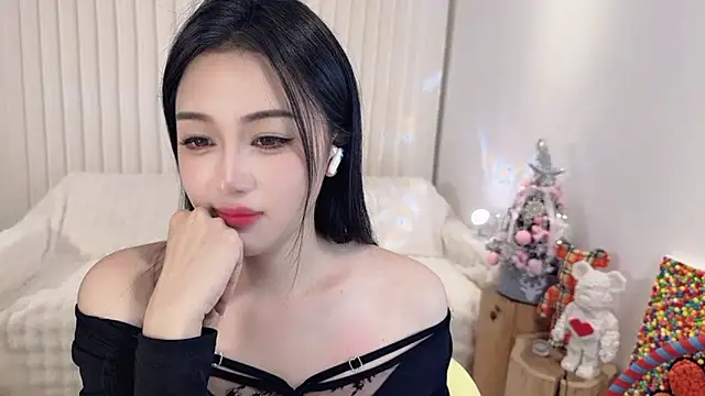 K-moumou online show from December 18, 8:25 pm