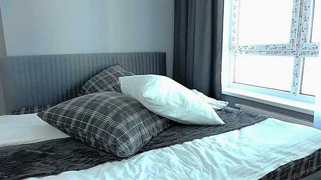 Snapshot of Tanya_M chatting on February 9, 10:09 am Tanya M online show from February 9, 10:09 am