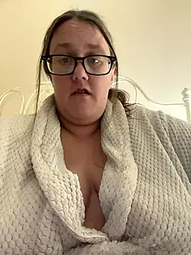 Snapshot of Foxy_Evie40XO chatting on December 7, 8:16 pm Foxy Evie40XO online show from December 7, 8:16 pm