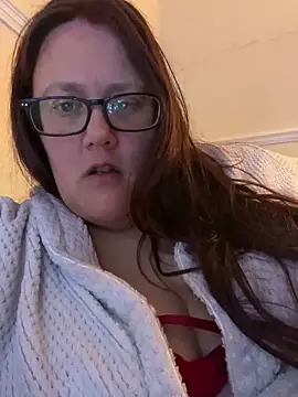 Snapshot of Foxy_Evie40XO chatting on December 22, 6:06 am Foxy Evie40XO online show from December 22, 6:06 am