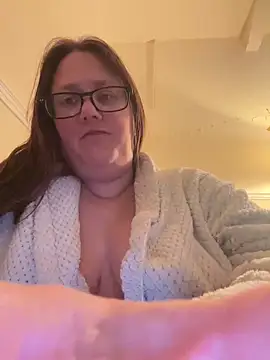 Snapshot of Foxy_Evie40XO chatting on December 28, 4:09 pm Foxy Evie40XO online show from December 28, 4:09 pm