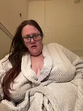 Snapshot of Foxy_Evie40XO chatting on January 13, 5:23 am Foxy Evie40XO online show from January 13, 5:23 am