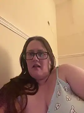 Snapshot of Foxy_Evie40XO chatting on February 12, 10:59 pm Foxy Evie40XO online show from February 12, 10:59 pm