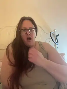 Snapshot of Foxy_Evie40XO chatting on March 6, 9:03 am Foxy Evie40XO online show from March 6, 9:03 am