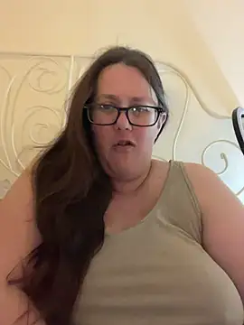 Snapshot of Foxy_Evie40XO chatting on March 12, 12:15 pm Foxy Evie40XO online show from March 12, 12:15 pm