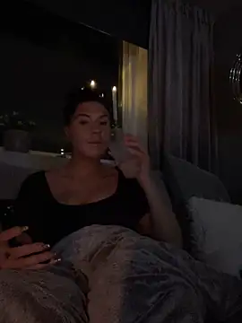 eemsii online show from January 4, 10:13 pm