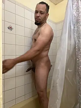 Snapshot of kelin17 chatting on October 2, 8:10 am kelin17 online show from October 2, 8:10 am