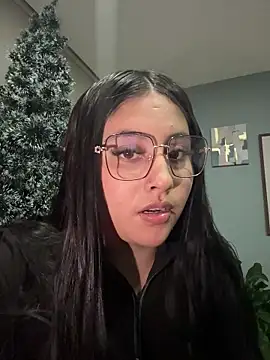 Snapshot of Annie9_ chatting on December 20, 3:57 am Annie9 online show from December 20, 3:57 am