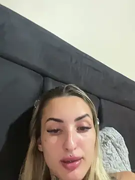 hotskinny1 online show from March 20, 11:34 pm