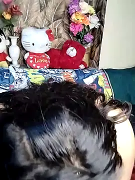 Snapshot of Hottyalia chatting on December 26, 10:20 pm Hottyalia online show from December 26, 10:20 pm