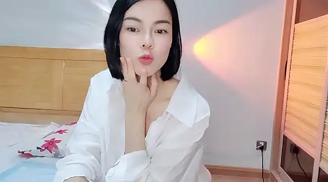 Linda-LL online show from February 16, 9:15 am