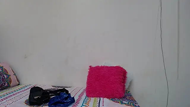 Snapshot of SHANTYBABE chatting on December 27, 3:04 pm SHANTYBABE online show from December 27, 3:04 pm