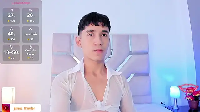 Thayler jones online show from April 16, 11:11 am