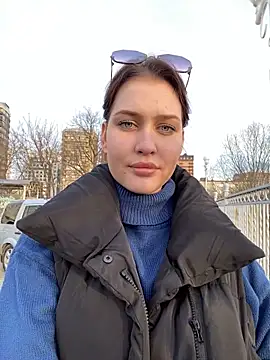 Snapshot of KikiWatson chatting on January 31, 2:07 pm KikiWatson online show from January 31, 2:07 pm