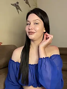 Snapshot of KikiWatson chatting on March 19, 11:06 am KikiWatson online show from March 19, 11:06 am