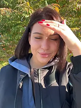 Snapshot of KikiWatson chatting on September 27, 5:56 am KikiWatson online show from September 27, 5:56 am