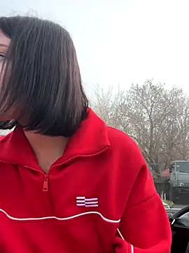 Snapshot of KikiWatson chatting on November 27, 6:59 am KikiWatson online show from November 27, 6:59 am