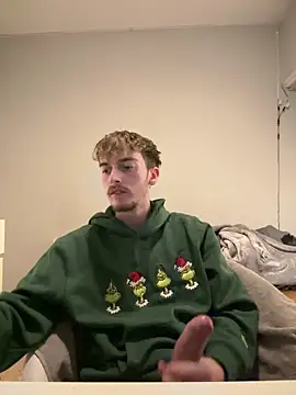 plumboyee online show from December 12, 7:26 pm