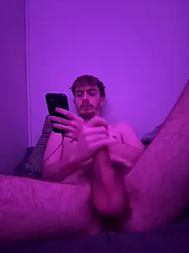 plumboyee online show from December 15, 10:47 pm