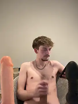 plumboyee online show from December 20, 5:40 pm