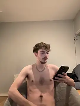 plumboyee online show from December 27, 8:28 pm