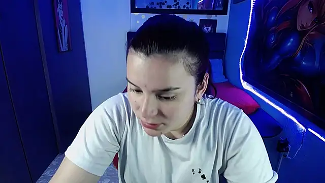 Snapshot of Nika_1_ chatting on December 14, 6:52 pm Nika 1 online show from December 14, 6:52 pm