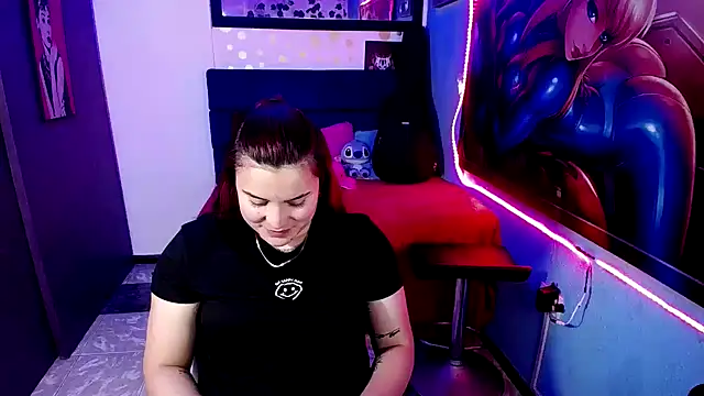 Snapshot of Nika_1_ chatting on December 16, 10:56 pm Nika 1 online show from December 16, 10:56 pm