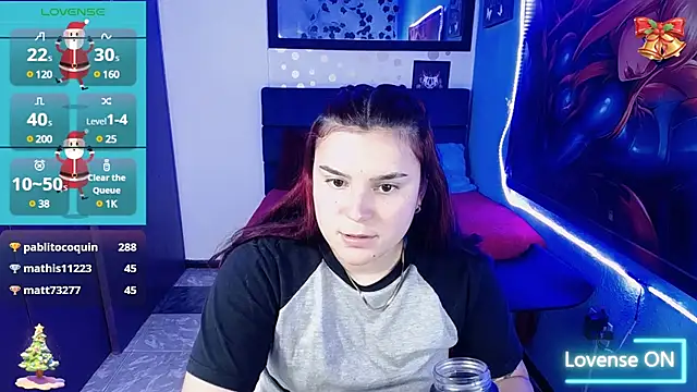 Snapshot of Nika_1_ chatting on December 17, 10:32 pm Nika 1 online show from December 17, 10:32 pm