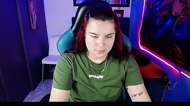 Snapshot of Nika_1_ chatting on December 19, 10:00 pm Nika 1 online show from December 19, 10:00 pm