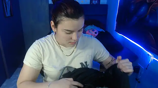 Snapshot of Nika_1_ chatting on January 13, 6:59 pm Nika 1 online show from January 13, 6:59 pm