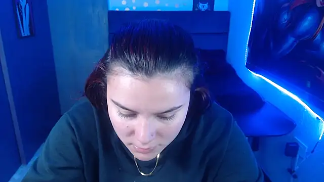 Snapshot of Nika_1_ chatting on January 18, 1:08 am Nika 1 online show from January 18, 1:08 am