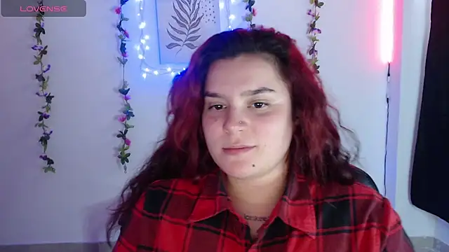 Snapshot of Nika_1_ chatting on February 3, 8:57 pm Nika 1 online show from February 3, 8:57 pm