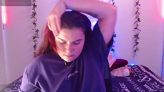 Snapshot of Nika_1_ chatting on February 5, 8:14 pm Nika 1 online show from February 5, 8:14 pm