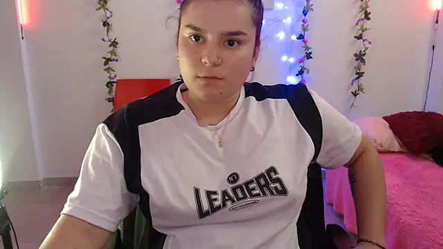 Snapshot of Nika_1_ chatting on February 14, 5:25 pm Nika 1 online show from February 14, 5:25 pm