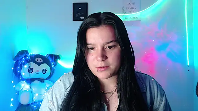 Snapshot of Nika_1_ chatting on March 17, 5:05 pm Nika 1 online show from March 17, 5:05 pm