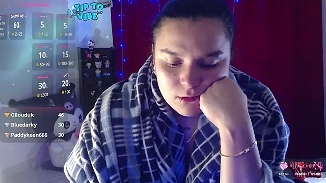 Snapshot of Nika_1_ chatting on October 20, 4:13 am Nika 1 online show from October 20, 4:13 am