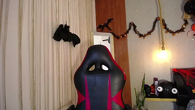 Snapshot of hera_divine chatting on October 27, 9:19 pm hera divine online show from October 27, 9:19 pm