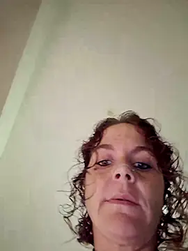 Snapshot of thatonespicychick chatting on December 6, 4:58 am thatonespicychick online show from December 6, 4:58 am