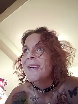 Snapshot of thatonespicychick chatting on December 20, 7:44 am thatonespicychick online show from December 20, 7:44 am