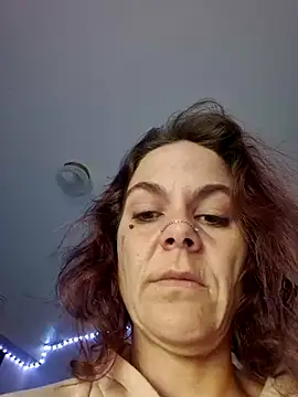 Snapshot of thatonespicychick chatting on January 5, 7:49 pm thatonespicychick online show from January 5, 7:49 pm