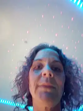 Snapshot of thatonespicychick chatting on January 7, 6:05 am thatonespicychick online show from January 7, 6:05 am