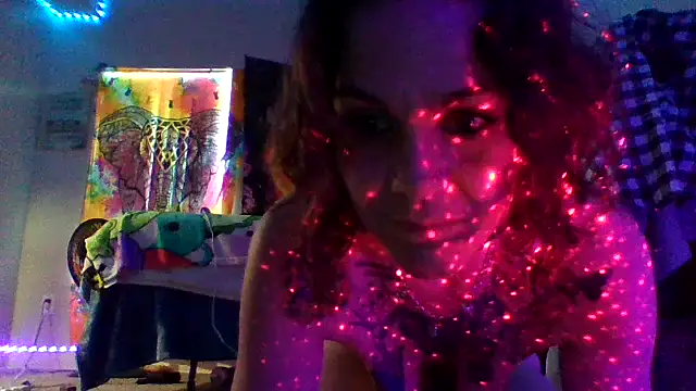 Snapshot of thatonespicychick chatting on January 18, 7:58 pm thatonespicychick online show from January 18, 7:58 pm