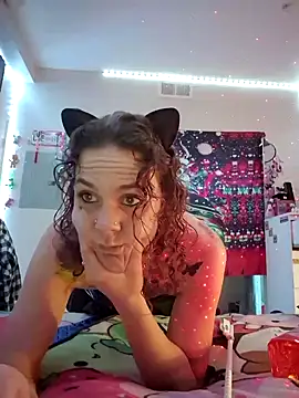 Snapshot of thatonespicychick chatting on February 6, 6:51 am thatonespicychick online show from February 6, 6:51 am